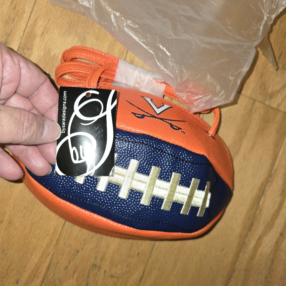 Virginia CavaliersNCAA CrossbodyFootball PurseBrand new handbag, with tags - Picture 2 of 5